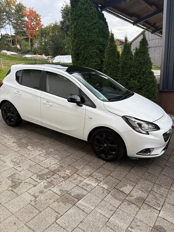 Weiß Gebraucht 2015 Opel Corsa Color Edition Kleinwagen | 5.200 € (Guter Preis) - Bild 1/4