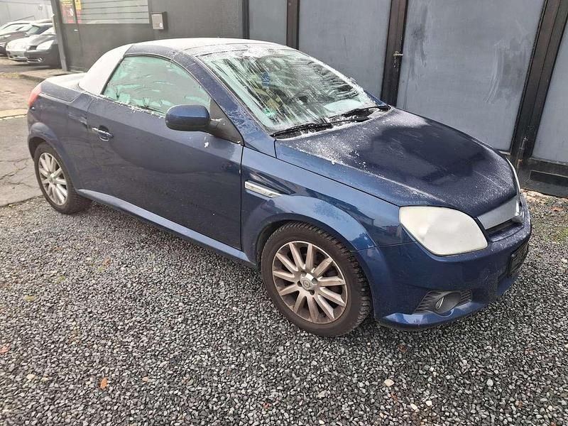 Gebraucht Opel Tigra 125 PS (91 kW) 2005 Ultrablau mi2 Cabrio
