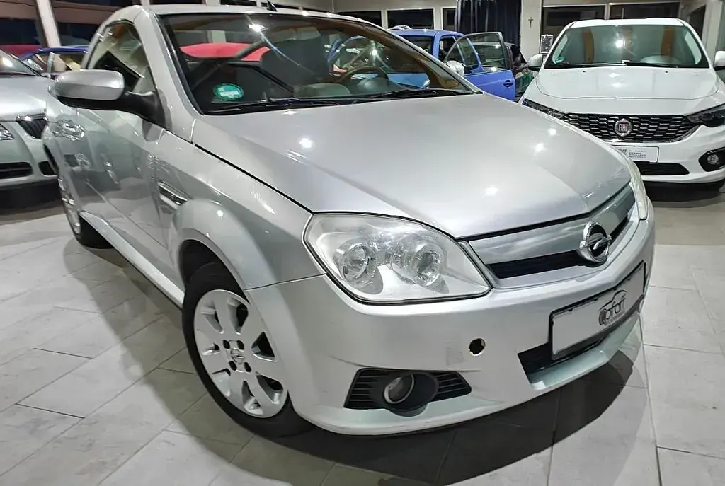 Gebraucht Opel Tigra Edition 125 PS (91 kW) 2007 Silber Cabrio
