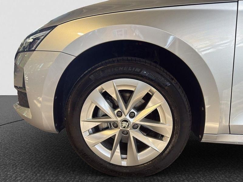 Gebraucht Skoda Octavia Selection 150 PS (110 kW) 2024 Silber Kombi