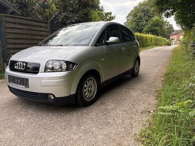 Silber Gebraucht 2002 Audi A2 Kleinwagen | 7.999 € (Teuer) - Bild 1/4