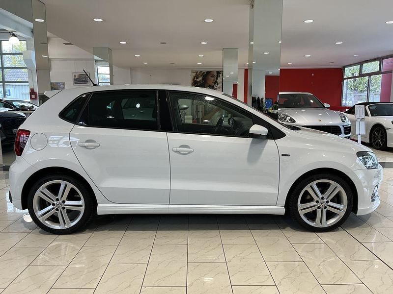 Gebraucht VW Polo LOUNGE 105 PS (77 kW) 2015 Weiß Limousine