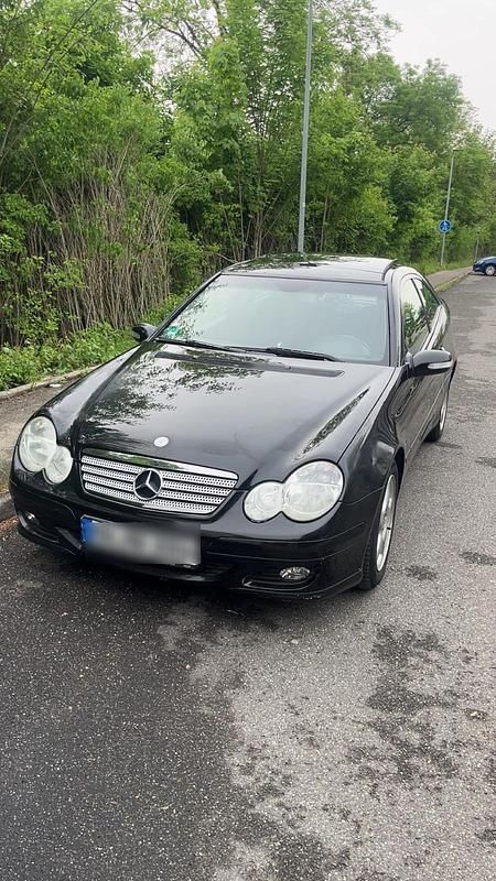Gebraucht 2005 Mercedes C200 Coupé | 1.700 € (Superpreis) - Bild 1/4
