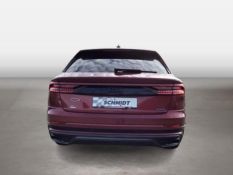 Gebraucht Audi Q8 Competition 286 PS (210 kW) 2023 Rot SUV