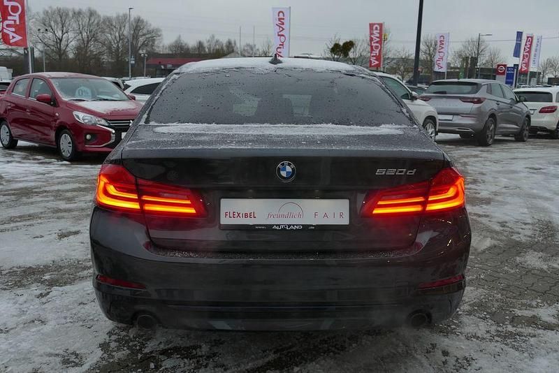 Gebraucht BMW 520 Sport Line 190 PS (139 kW) 2020 Schwarz Limousine