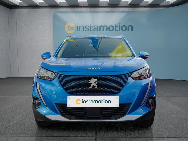 Gebraucht Peugeot e-2008 100 kW (136 PS) 2022 Blau SUV
