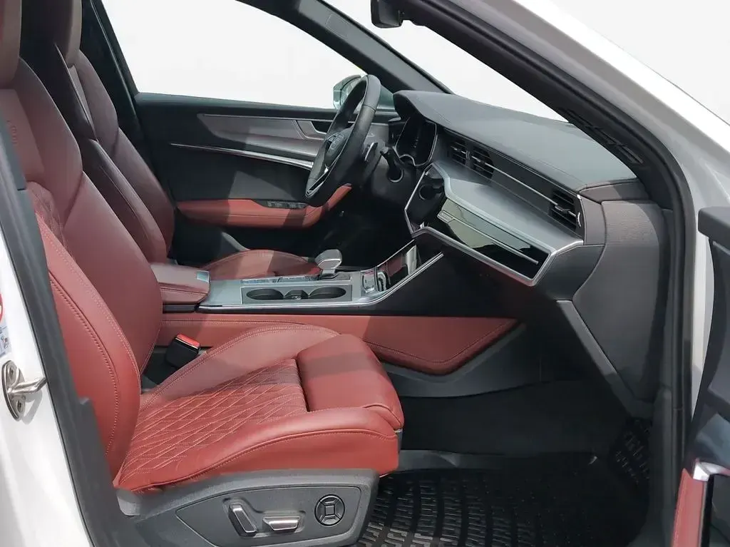 Gebraucht Audi S6 Design 344 PS (253 kW) 2023 Gletscherweiß metallic Kombi