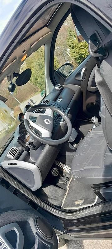 Gebraucht Smart ForTwo Coupé 98 PS (72 kW) 2010 Schwarz Coupé