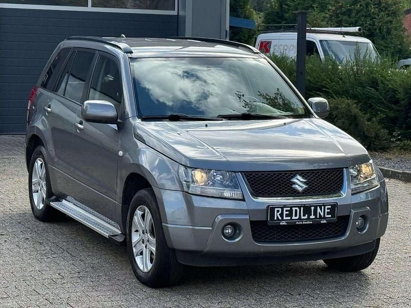Grau Gebraucht 2006 Suzuki Grand Vitara Club SUV | 4.800 € (Fairer Preis) - Bild 1/4