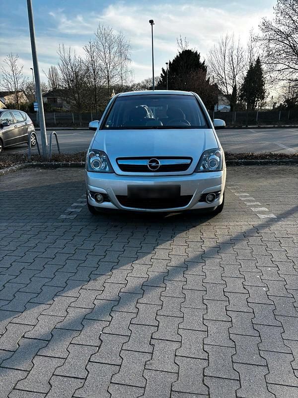 Gebraucht Opel Meriva 2010 Silber Van / Kleinbus