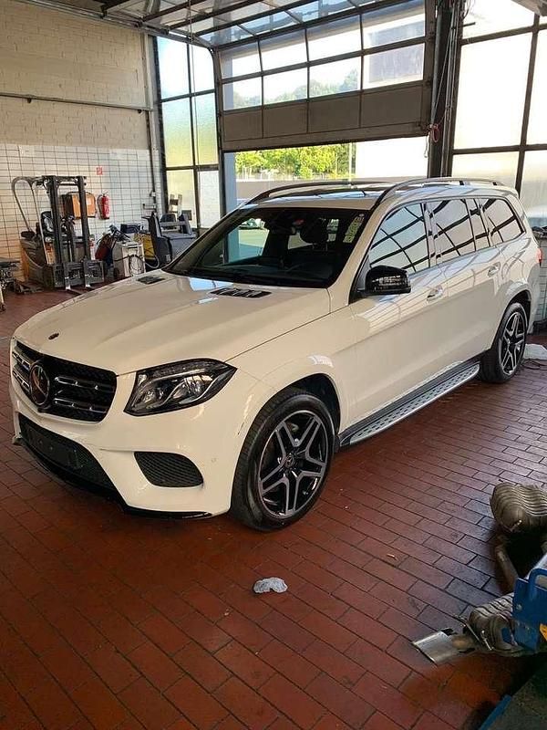 Gebraucht Mercedes GLS350 258 PS (189 kW) 2018 Weiß SUV