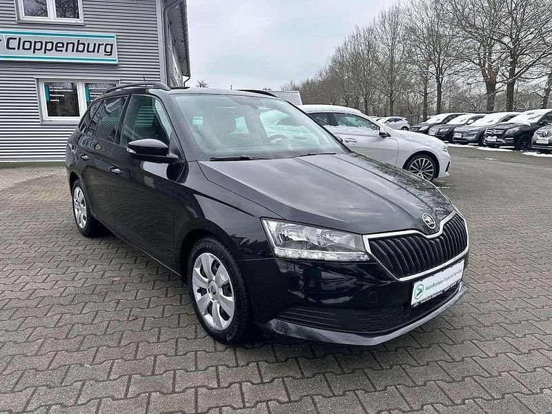 Gebraucht Skoda Fabia Ambition 95 PS (69 kW) 2022 Schwarzmagic perleffekt Kleinwagen