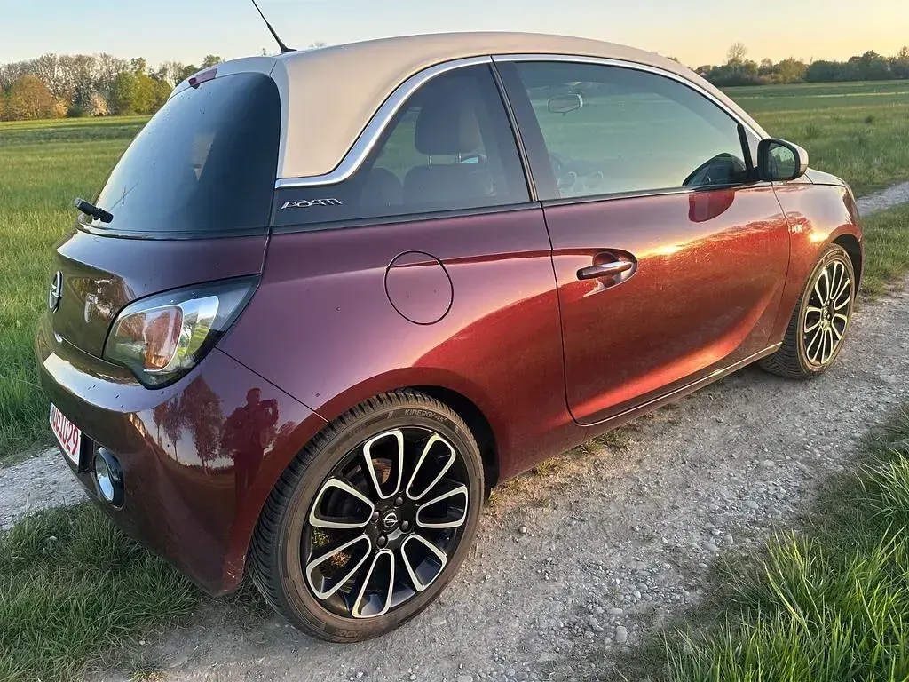 Używany Opel Adam Glam 87 KM (63 kW) 2013 Hatchback