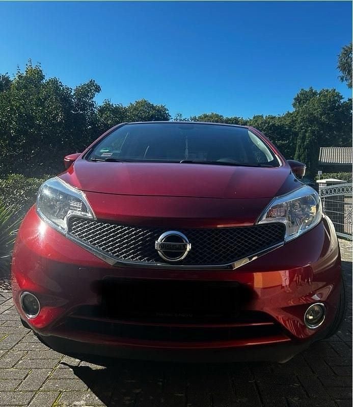 Rot Gebraucht 2014 Nissan Note Tekna Van / Kleinbus | 7.500 € (Fairer Preis) - Bild 1/4
