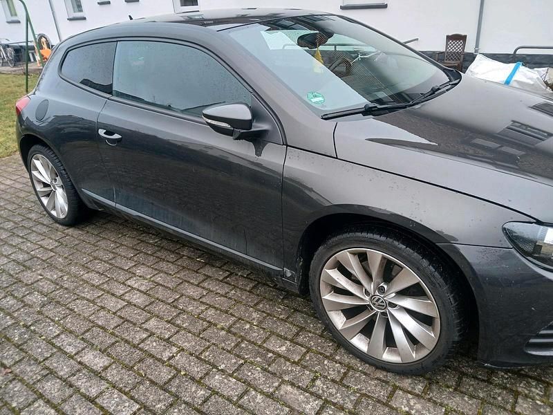 Gebraucht VW Scirocco Sportline 160 PS (117 kW) 2010 Grau Coupé