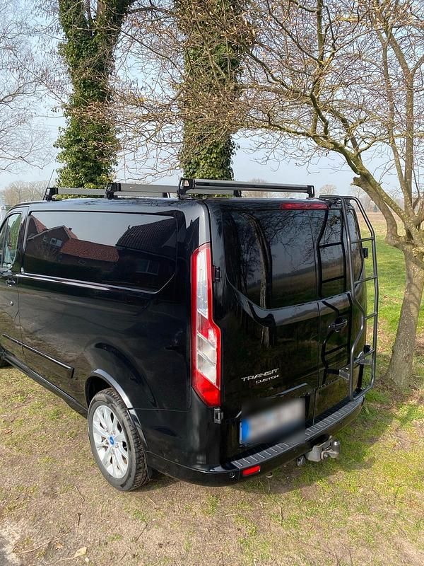 Gebraucht Ford Transit Sport 155 PS (114 kW) 2016 Schwarz Limousine