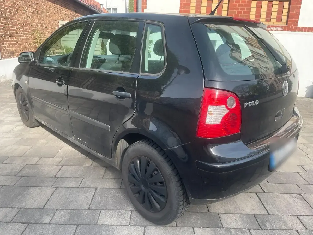 Gebraucht VW Polo 55 PS (40 kW) 2004 Schwarz Kleinwagen