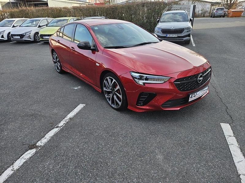 Gebraucht Opel Insignia 230 PS (169 kW) 2021 Rot Limousine