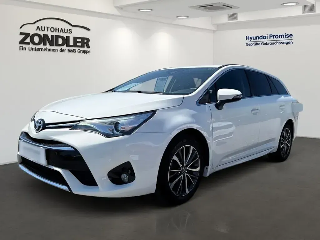 Gebraucht Toyota Avensis Edition-S 147 PS (108 kW) 2017 Kombi