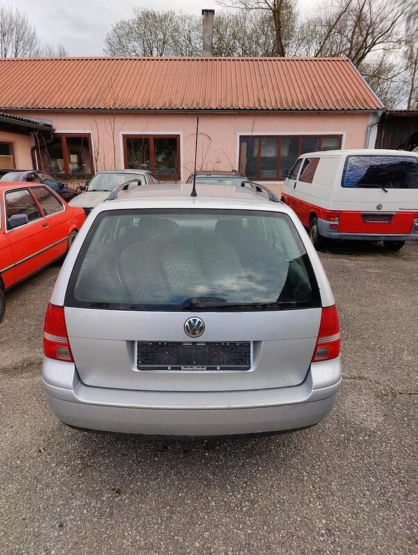 Gebraucht VW Golf IV Pacific 105 PS (77 kW) 2004 Silber Kombi