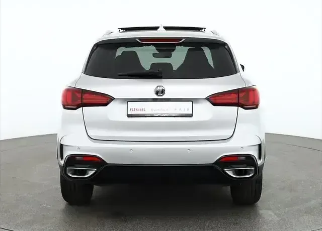Second-hand MG HS Luxury 162 CP (119 kW) 2024 Argintiu SUV