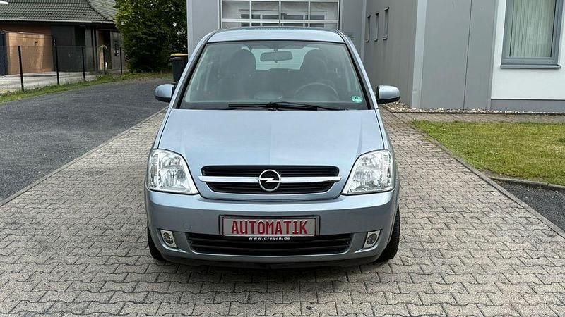 Grau Gebraucht 2004 Opel Meriva Cosmo Van / Kleinbus | 2.999 € (Fairer Preis) - Bild 1/4