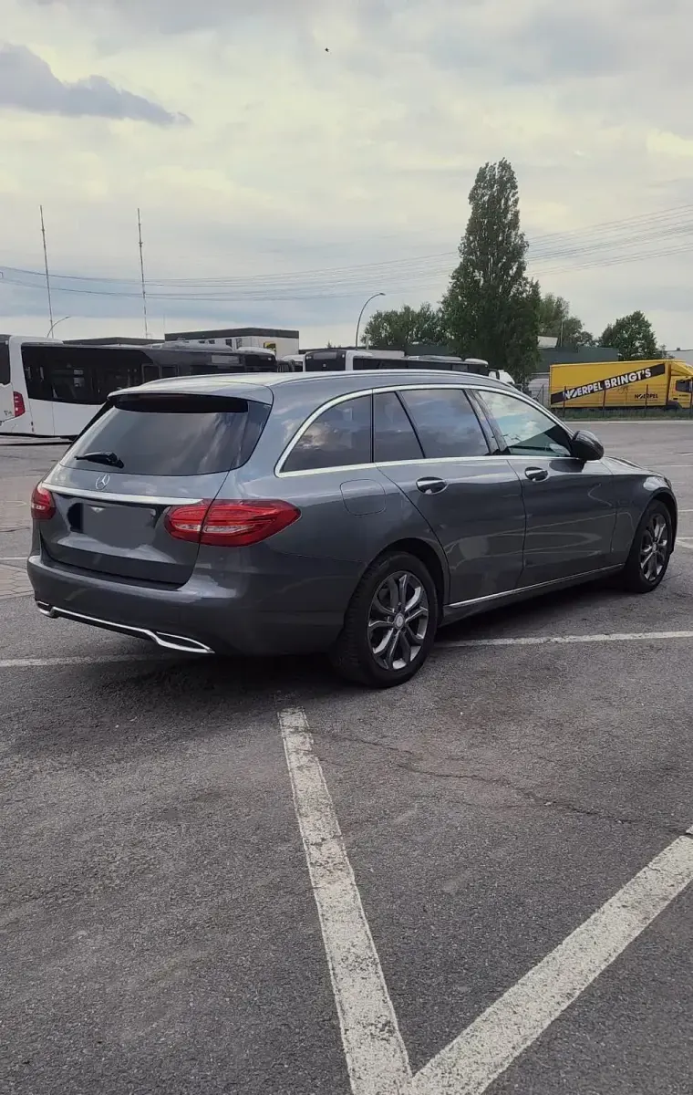 Usata Mercedes C220 170 CV (125 kW) 2016 Grigio Station wagon