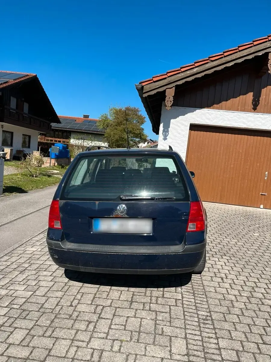 Usata VW Golf IV 75 CV (55 kW) 2006 Blu Station wagon
