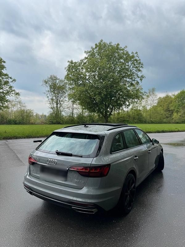 Second-hand Audi A4 Ambiente 136 CP (100 kW) 2021 Gri Break