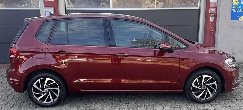 Gebraucht VW Golf VII Join 131 PS (96 kW) 2018 Rot Kombi