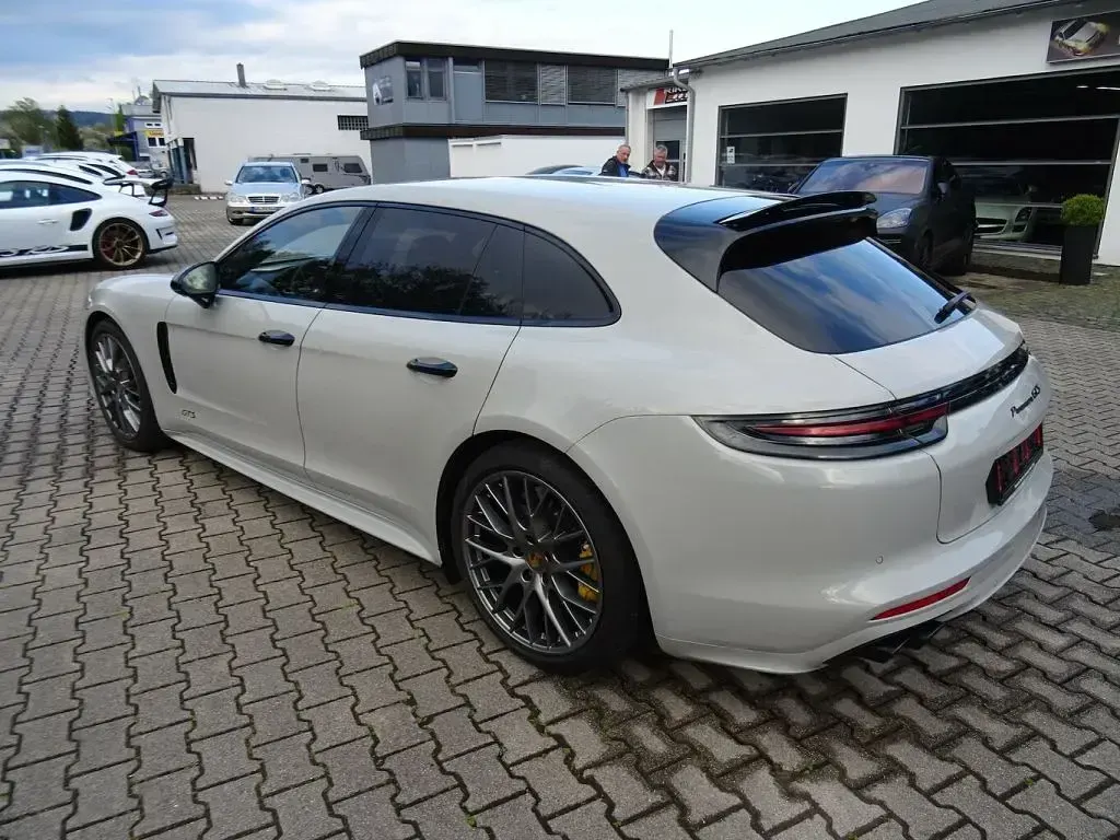Gebraucht Porsche Panamera GTS Sport 460 PS (338 kW) 2019 Grau Kleinwagen