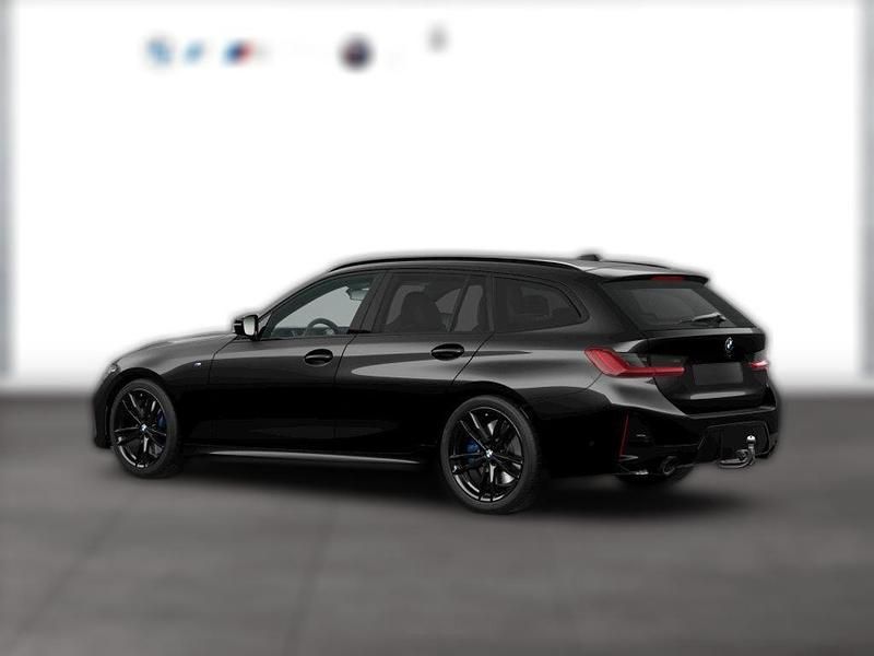Używany BMW 330 Efficient Dynamics 245 KM (180 kW) 2023 Czarny Kombi