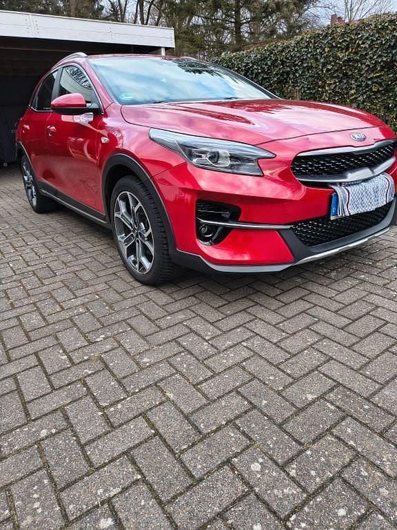 Gebraucht Kia XCeed Vision 160 PS (117 kW) 2022 Rot SUV