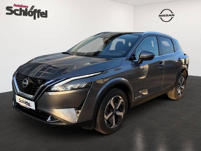 Grau Gebraucht 2023 Nissan Qashqai N-Connecta SUV | 29.900 € (Etwas zu teuer) - Bild 1/4