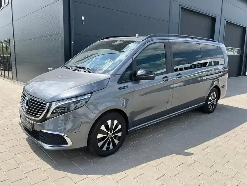 Gebraucht Mercedes EQV300 AMG 150 kW (204 PS) 2021 Selenitgrau (metallic) Kombi