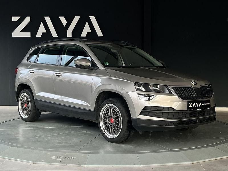 Beige Gebraucht 2018 Skoda Karoq Ambition SUV | 10.950 € (Superpreis) - Bild 1/4