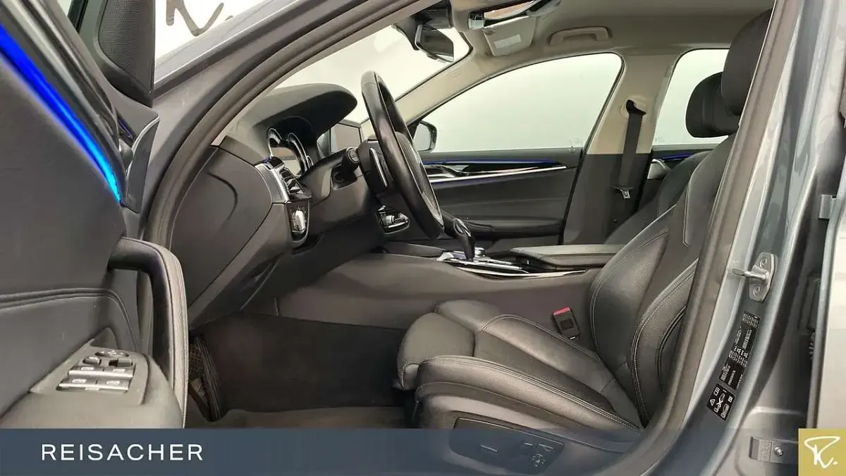 Gebraucht BMW 530 Efficient Dynamics 252 PS (185 kW) 2018 Bluestone metallic Kombi
