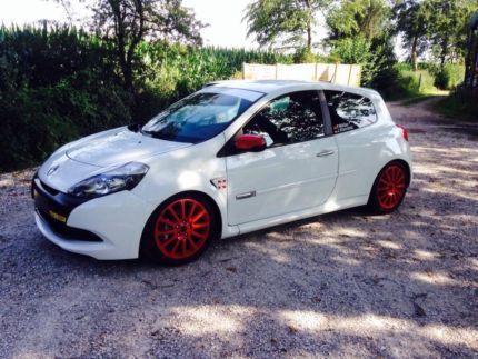Verkauft Renault Clio R S Rennwagen Gebraucht 2009 59 300 Km Gebraucht Renault Clio R S Rennwagen Ringtool Rs 2 0 Leicht Schnel