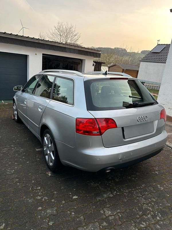 Gebraucht Audi A4 180 PS (132 kW) 2008 Grau Kombi