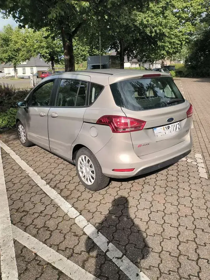 Gebraucht Ford B-MAX Trend 125 PS (91 kW) 2014 Van / Kleinbus