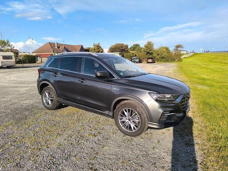 Grün Gebraucht 2024 SWM G01 SUV | 16.000 € - Bild 1/4