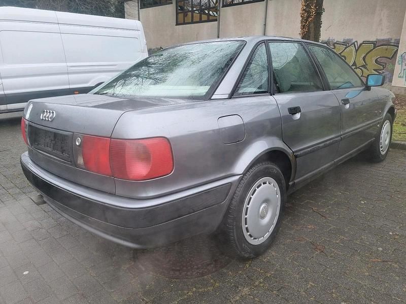 Gebraucht Audi 80 90 PS (66 kW) 1993 Grau Limousine