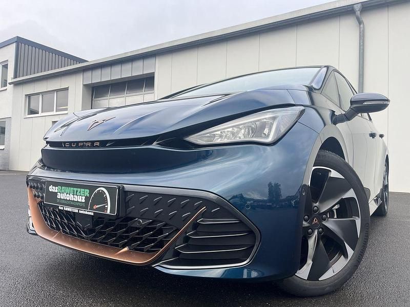 Aurorablau Gebraucht 2023 Cupra Born Kleinwagen | 24.960 € (Guter Preis) - Bild 1/4