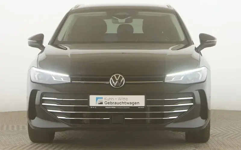 Gebraucht VW Passat Business 150 PS (110 kW) 2025 Schwarz Limousine