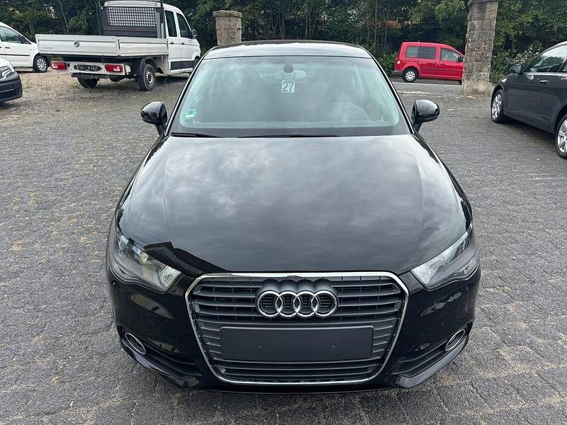 Schwarz Gebraucht 2013 Audi A1 Attraction Kleinwagen | 8.899 € (Guter Preis) - Bild 1/4