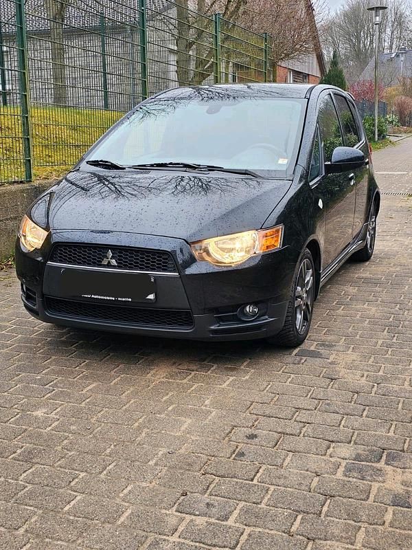 Gebraucht Mitsubishi Colt 95 PS (69 kW) 2010 Schwarz Kleinwagen