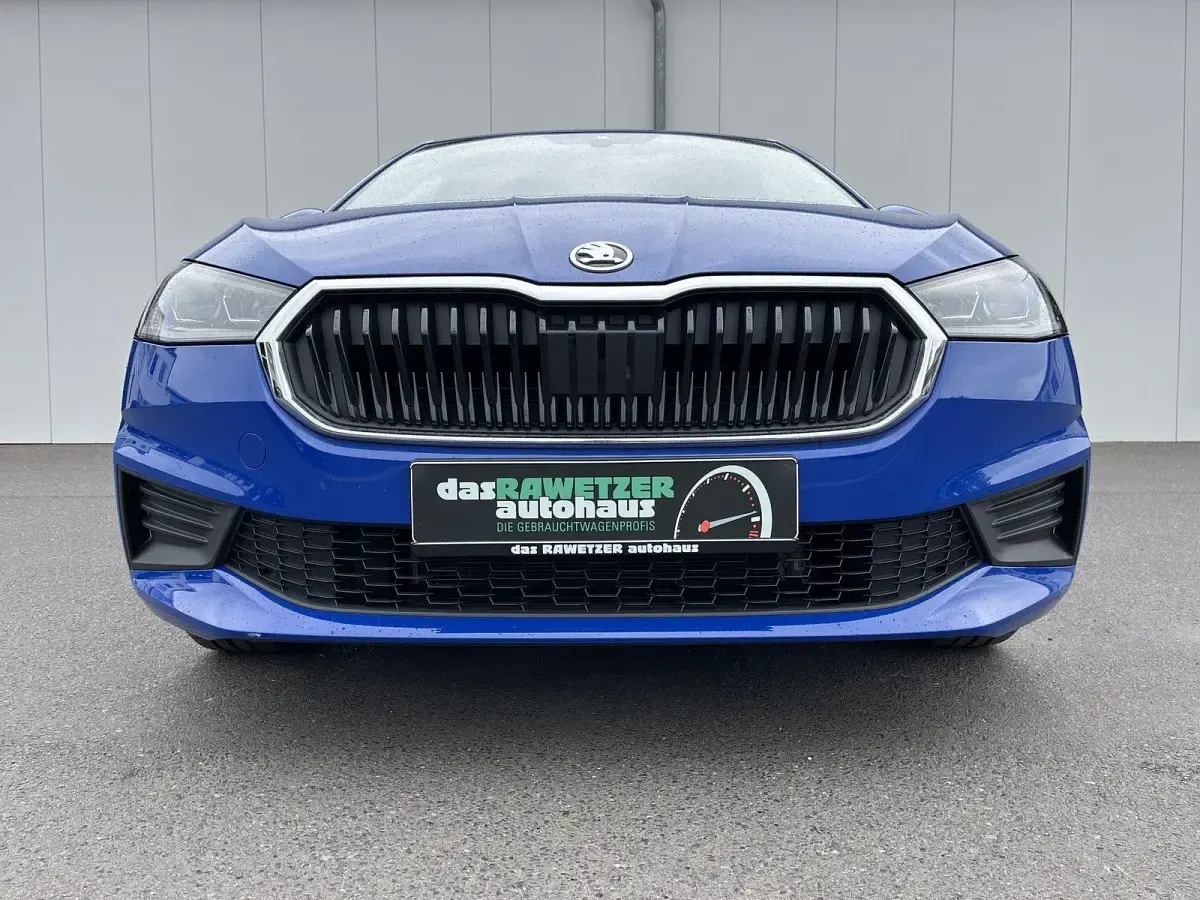 Gebraucht Skoda Fabia Tour 65 PS (47 kW) 2023 Blau Kleinwagen
