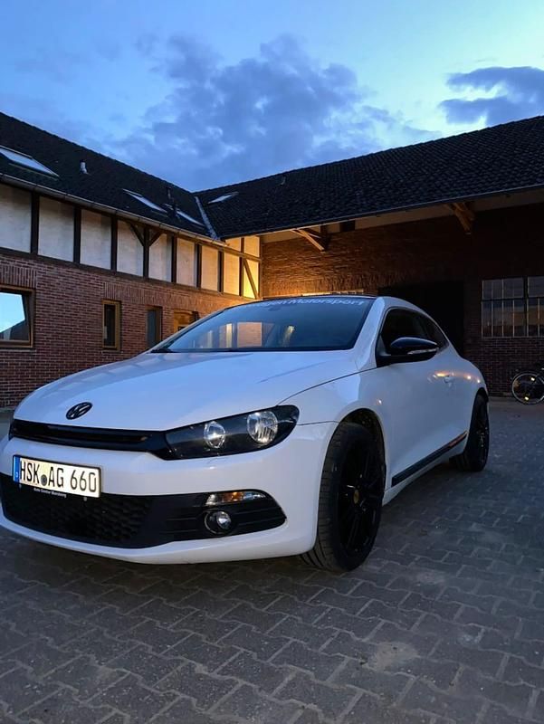 Gebraucht VW Scirocco Sportline 122 PS (89 kW) 2012 Weiß Coupé