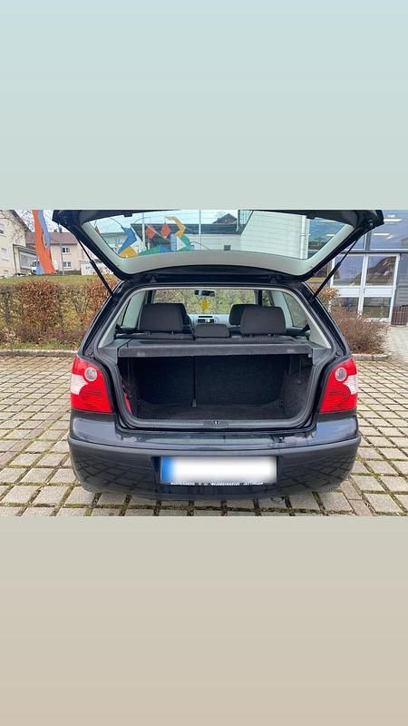 Gebraucht VW Polo 64 PS (47 kW) 2002 Schwarz Kleinwagen