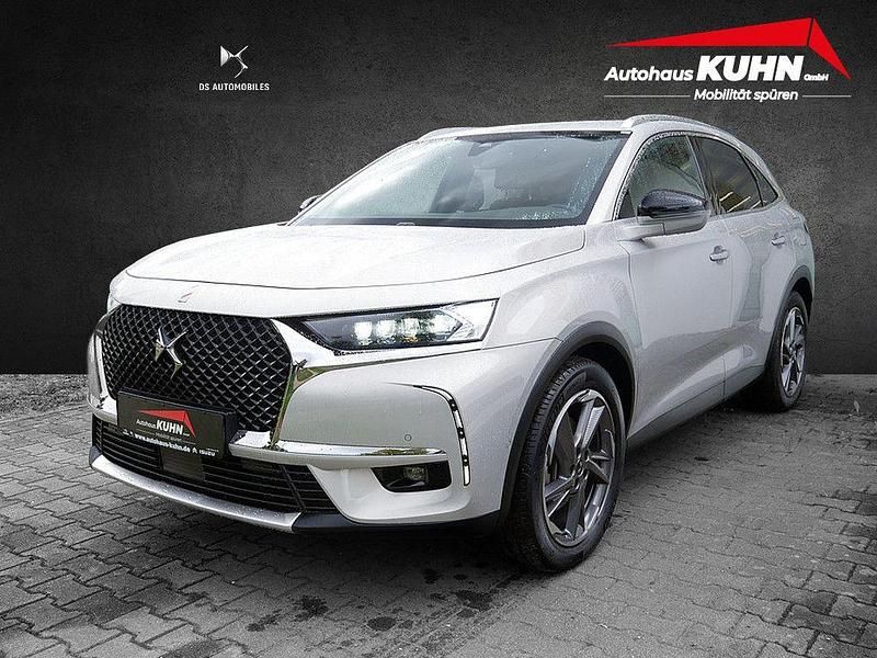 Grau / kristallgrau Gebraucht 2022 DS Automobiles DS7 Crossback Rivoli SUV | 28.480 € (Fairer Preis) - Bild 1/4